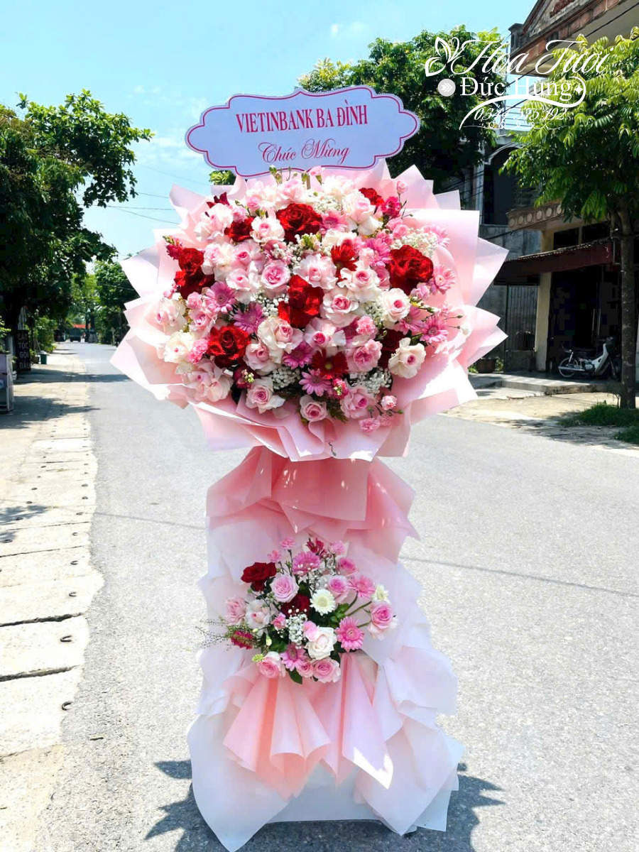 Lẵng Hoa Chúc Mừng HCM037
